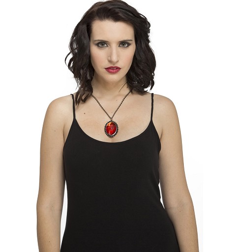 Colgante Medallón de Vampira